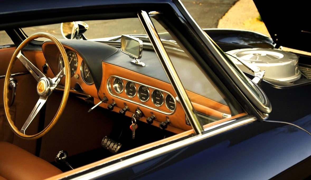 1963 Apollo 3500 GT Interior